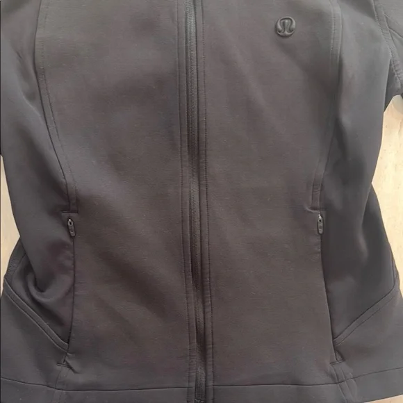 Lululemon Golf Wind-Resistant Jacket - Picture 3 of 5